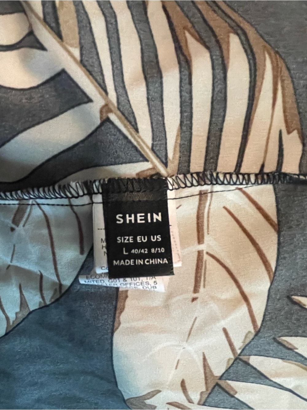 SHEIN Black Maxi Dress with Cream Tropical Leaf Print - Picture 2 of 3